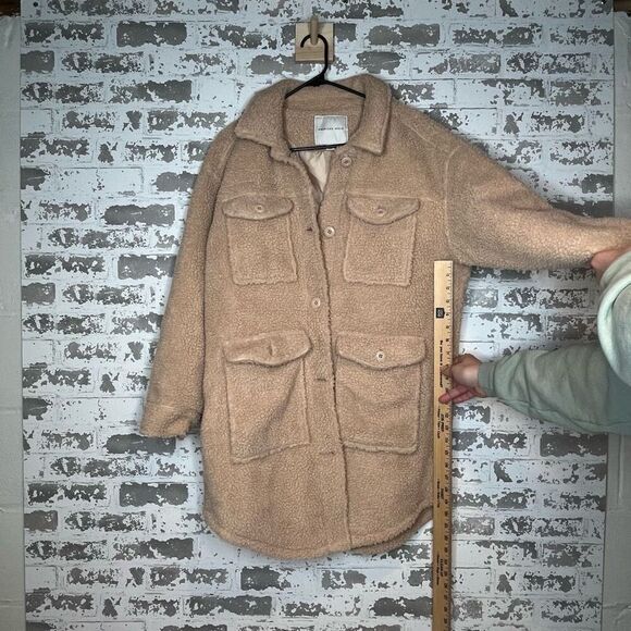 American Eagle | women tan teddy bear jacket - Picture 11 of 11